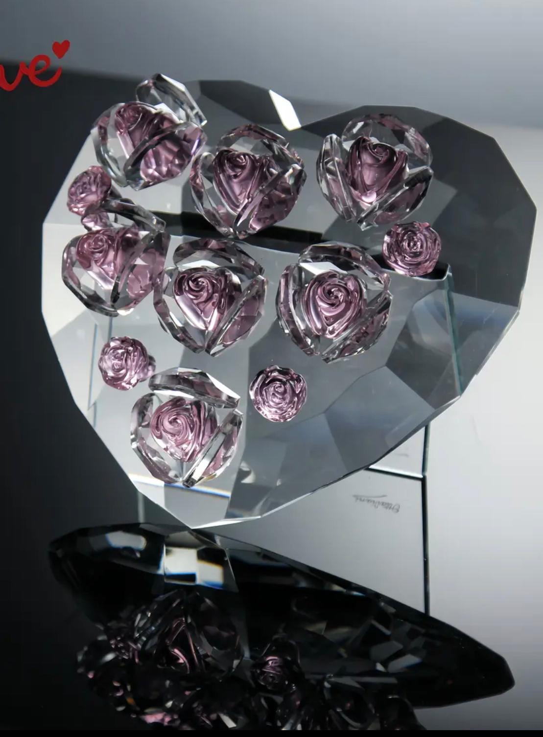 Crystal Rose Heart detail 1